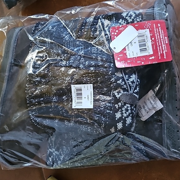 🐻MUK LUKS Cheryl Boots in Gray/Blue Fairisle with Snowflake Print Top - Picture 12 of 16